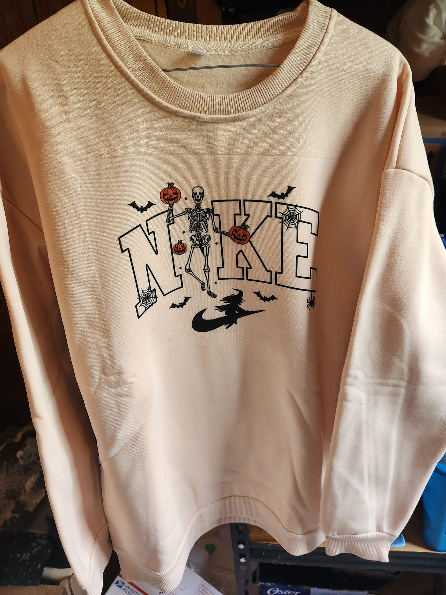 Skull crewneck